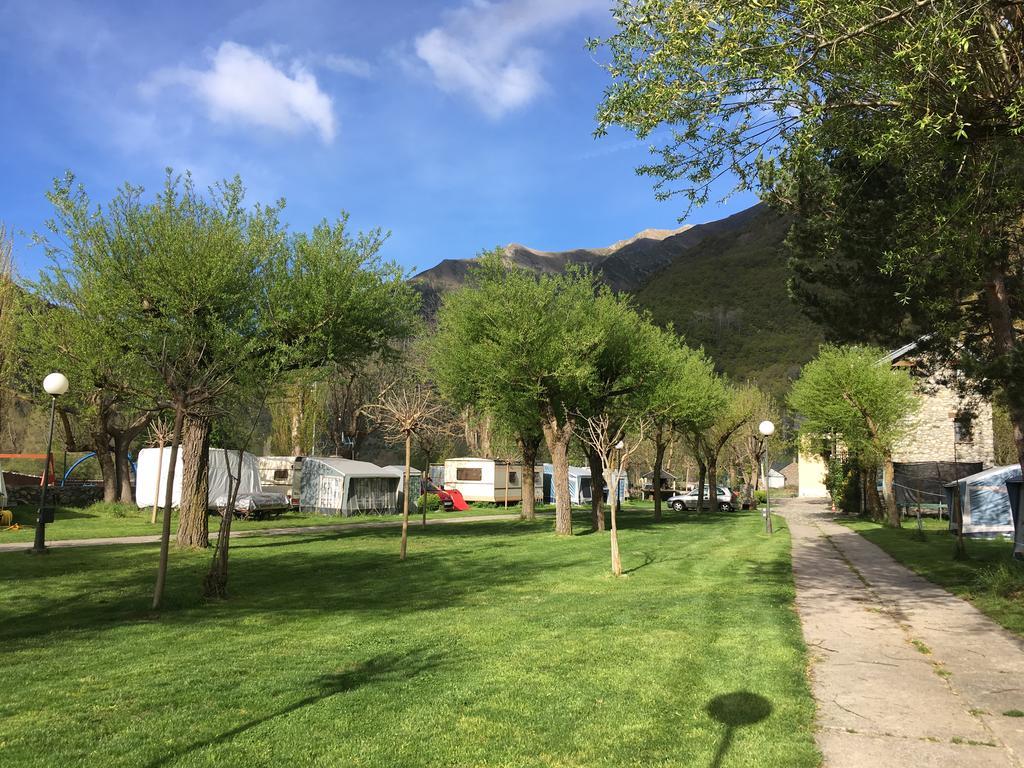 Camping Boneta バルエラ エクステリア 写真