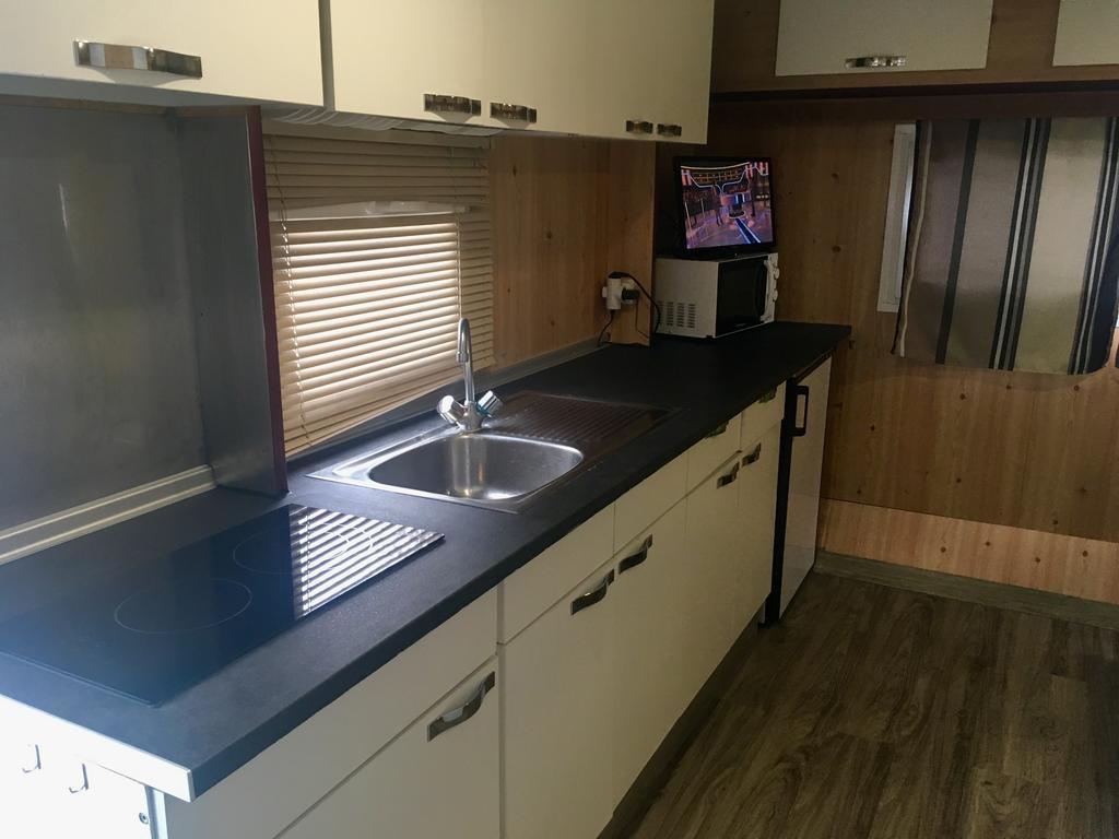 Camping Boneta バルエラ エクステリア 写真